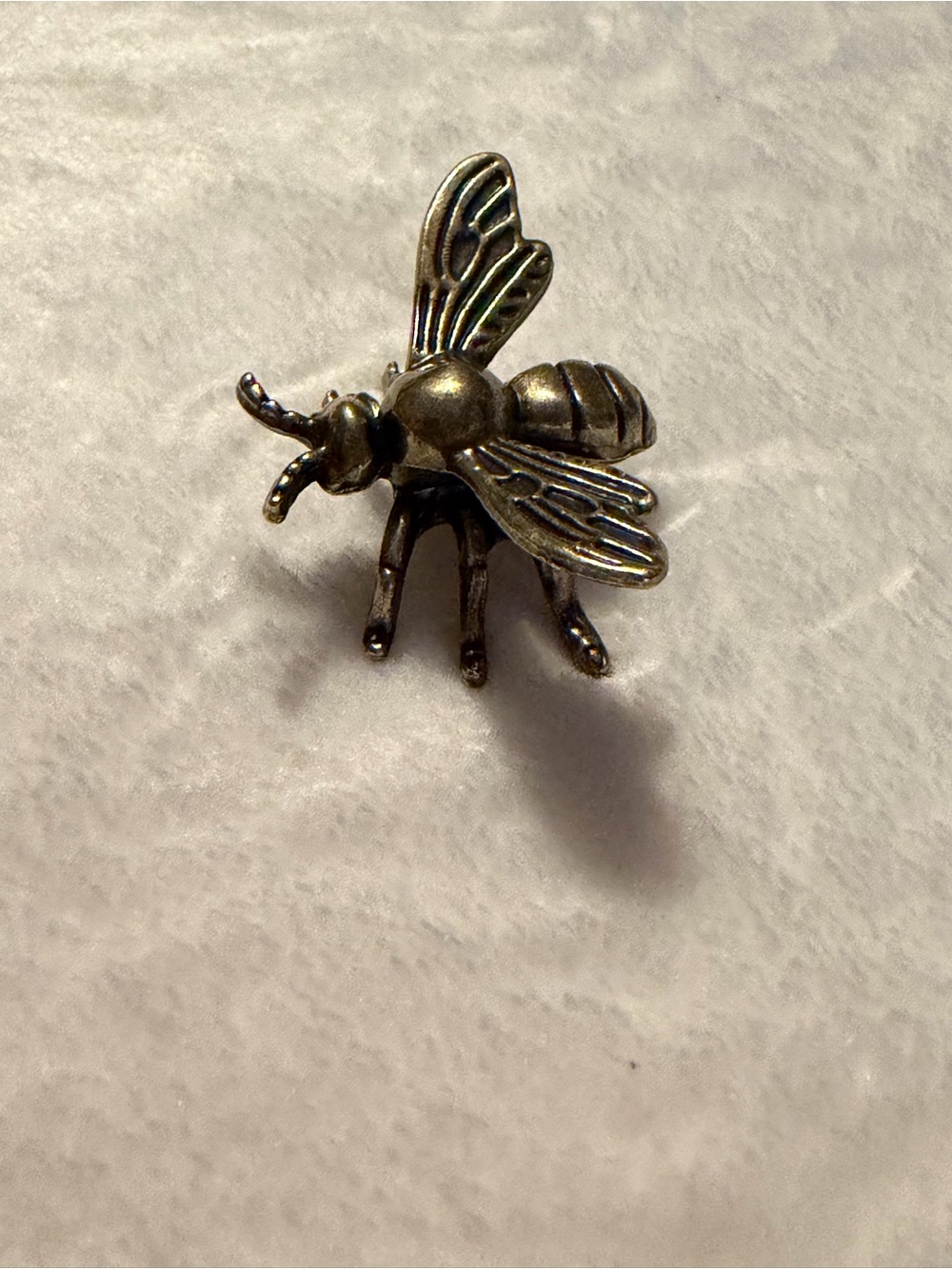 ElevateTech Bee Decor Figurine Gold Bee Figurine Brass Animal Insect